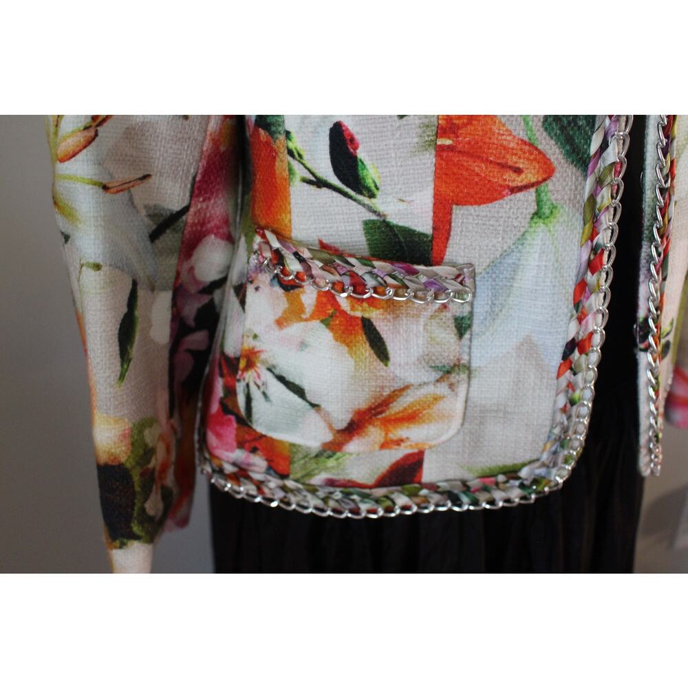 Gorgeous And Elegant Basler Multi Color Floral Bl… - image 3